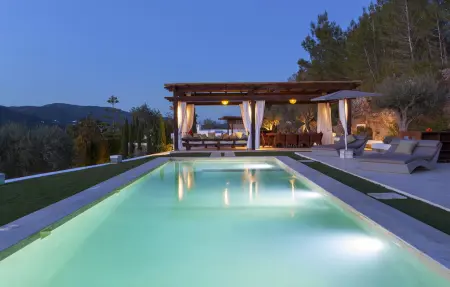 Location Maison à Santa Eulalia des Riu 8 personnes