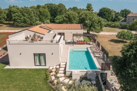 Location Villa à Tar 8 personnes