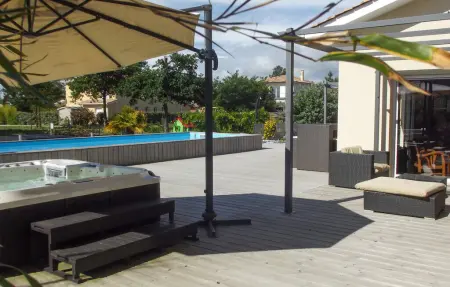 Location Maison à Ares 10 personnes