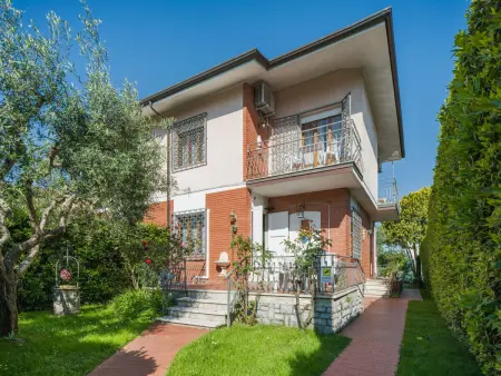 Location Maison à Marina Pietrasanta 7 personnes