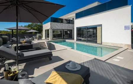 Location Maison à Labin 8 personnes