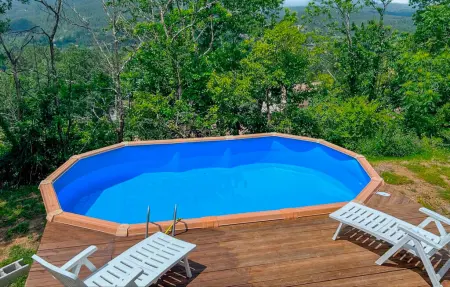 Location Maison à Gagnieres 8 personnes