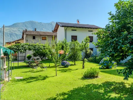 Location Maison à Colico 5 personnes