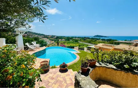 Location Maison à Diamante 5 personnes