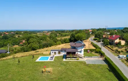 Location Maison à Popovaca 8 personnes