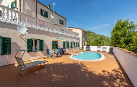 Location Maison à Ne 16 personnes