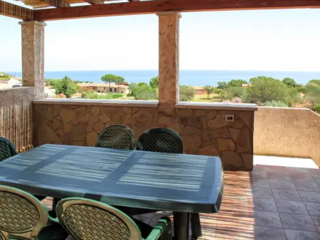 Location Maison à Porto Corallo 4 personnes
