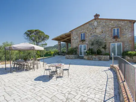 Location Gîte à Lucca 14 personnes