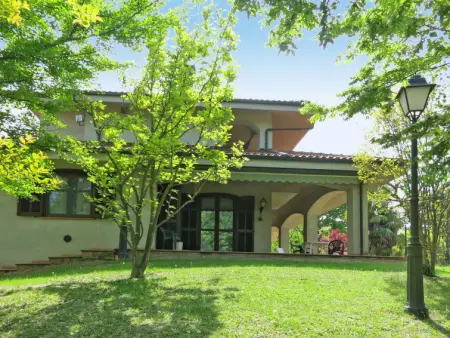 Location Maison à Calosso 6 personnes