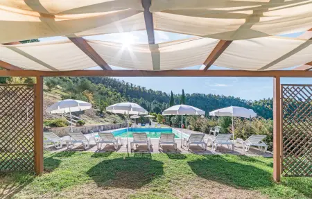 Location Maison à Dicomano 6 personnes