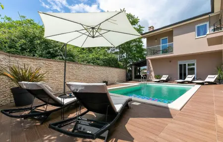 Location Maison à Rovinjsko Selo 10 personnes