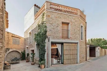 Location Maison à Gualta 7 personnes