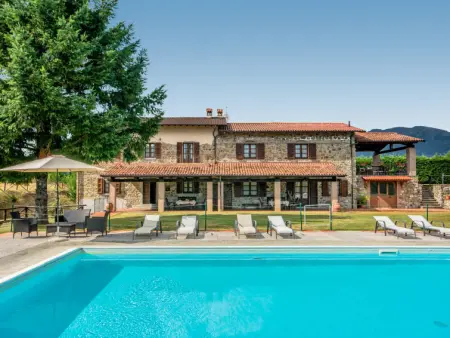 Location Gîte à Castelnuovo di Garfagnana 16 personnes
