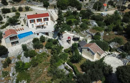 Location Maison à Ploce 10 personnes