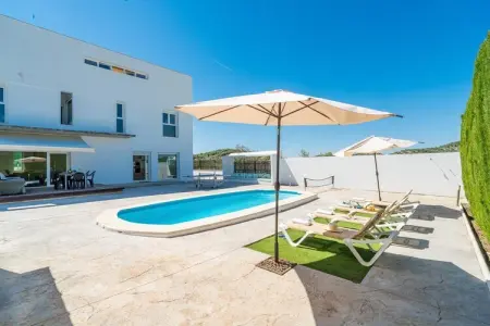 Location Maison à Llanos de Don Juan 10 personnes