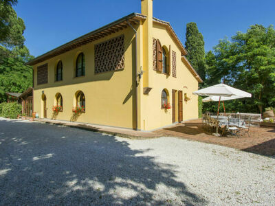 Location Gîte à Montopoli in Valdarno 10 personnes, Fucecchio