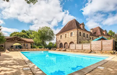 Location Maison à Sainte Trie 8 personnes