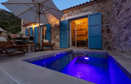 Location Maison à Zarace 5 personnes