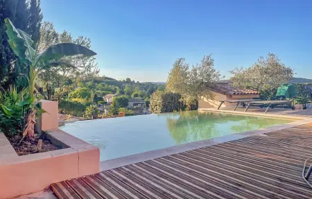 Location Maison à VINEZAC 8 personnes