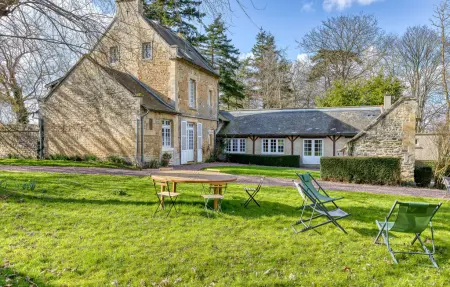 Location Maison à Baron sur Odon 12 personnes