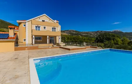 Location Maison à Kastel Stafilic 10 personnes