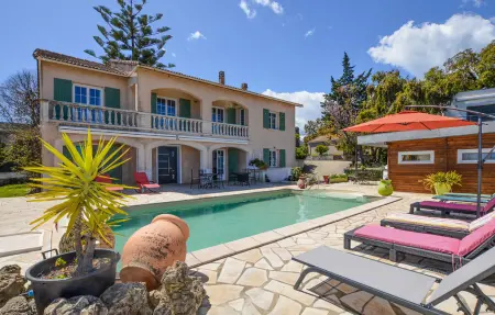 Location Maison à Cervione 10 personnes