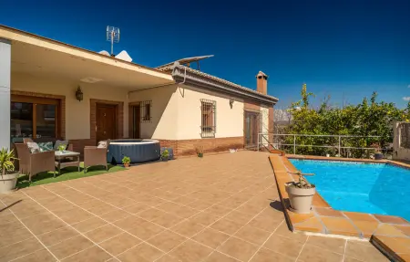 Location Maison à Jun 7 personnes