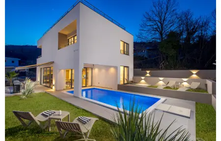 Location Maison à Poljane 8 personnes