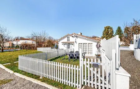 Location Maison à Oradour Fanais 6 personnes