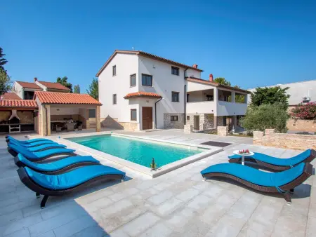 Location Villa à Pula Premantura 10 personnes