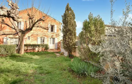 Location Maison à Codolet 9 personnes