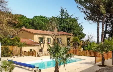 Location Maison à Bagnols sur ceze 12 personnes