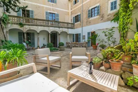 Location Maison à Arta 9 personnes