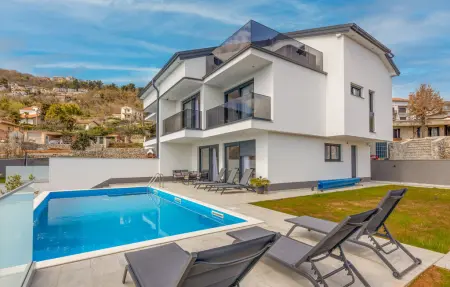 Location Maison à Lovran 8 personnes