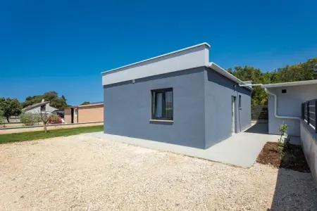 Location Maison à Peroj 5 personnes