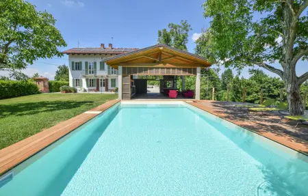 Location Maison à Cantarana 12 personnes