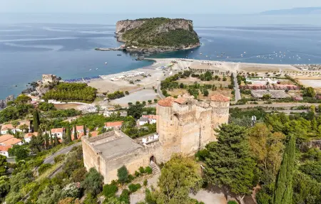 Location Maison à Praia a Mare 10 personnes