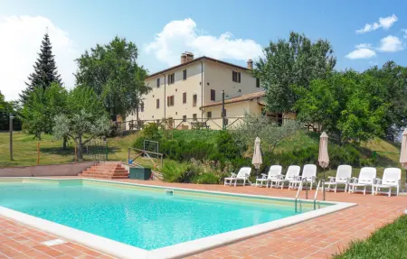 Location Maison à Spoleto 12 personnes