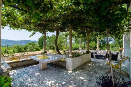 Location Maison à Gruda 4 personnes