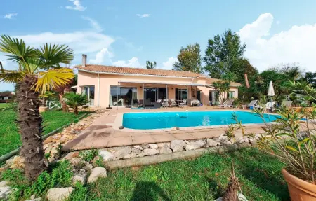 Location Maison à Virazeil 12 personnes