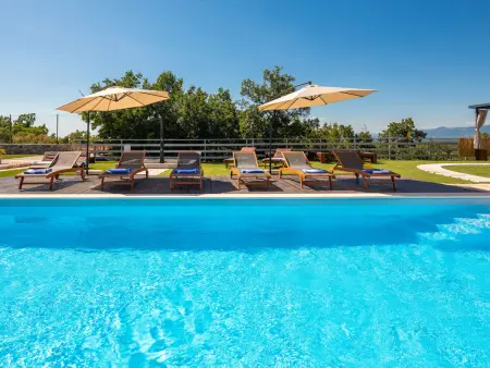 Location Maison à Oklaj 12 personnes