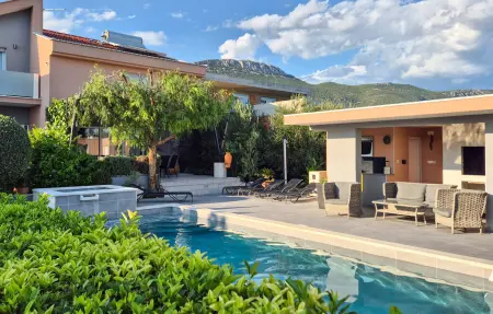 Location Maison à Kastel Stari 10 personnes