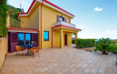 Location Maison à Diamante 6 personnes