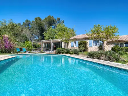 Location Maison à Garéoult La Roquebrussane 8 personnes