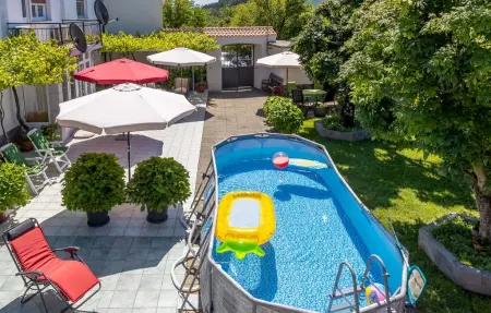 Location Maison à Drivenik 4 personnes