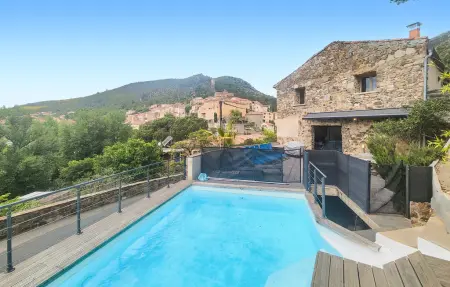 Location Maison à Roquebrun 14 personnes