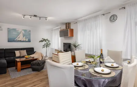 Location Maison à Selce 5 personnes