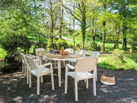 Location Maison à Saint Glen 12 personnes