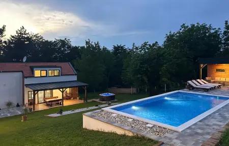 Location Maison à Durdevac 8 personnes