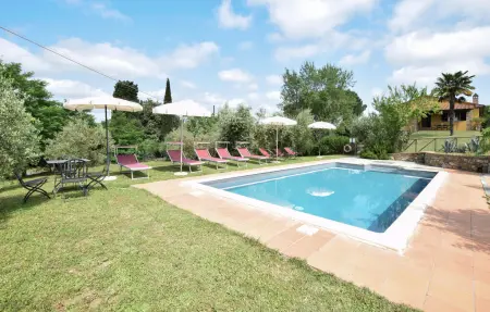 Location Maison à Lucignano 13 personnes